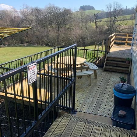 Farm Stay Caravan On Working Farm Dacre  Exterior photo