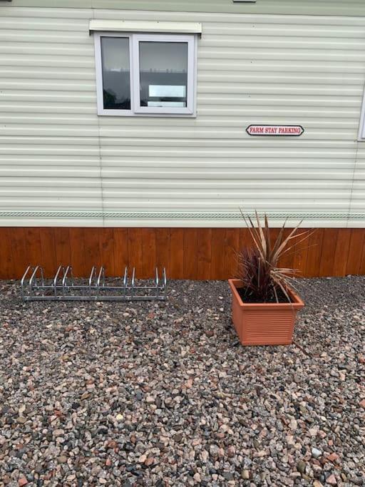 Farm Stay Caravan On Working Farm Dacre  Exterior photo