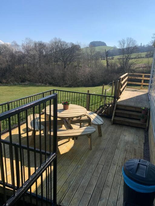 Farm Stay Caravan On Working Farm Dacre  Exterior photo